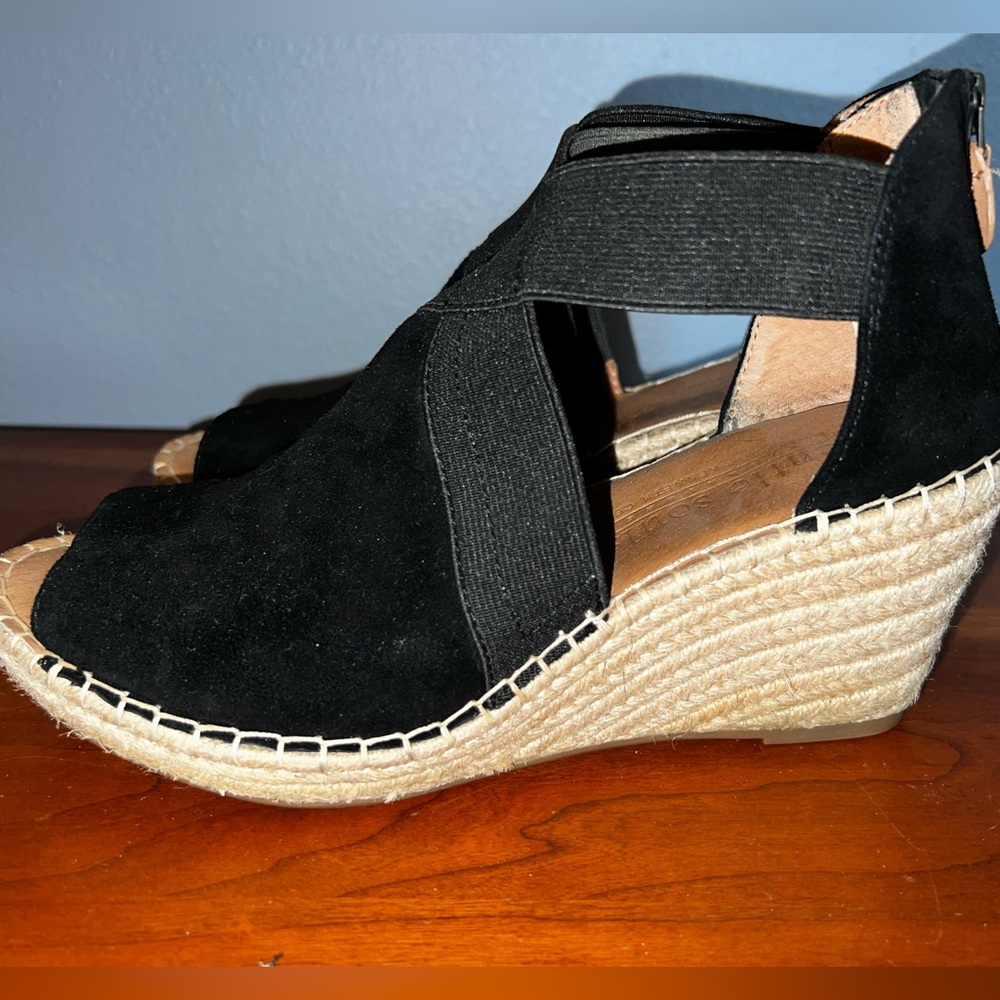 Gentle Souls by Kenneth Cole Wedges - Picture 3 of 5